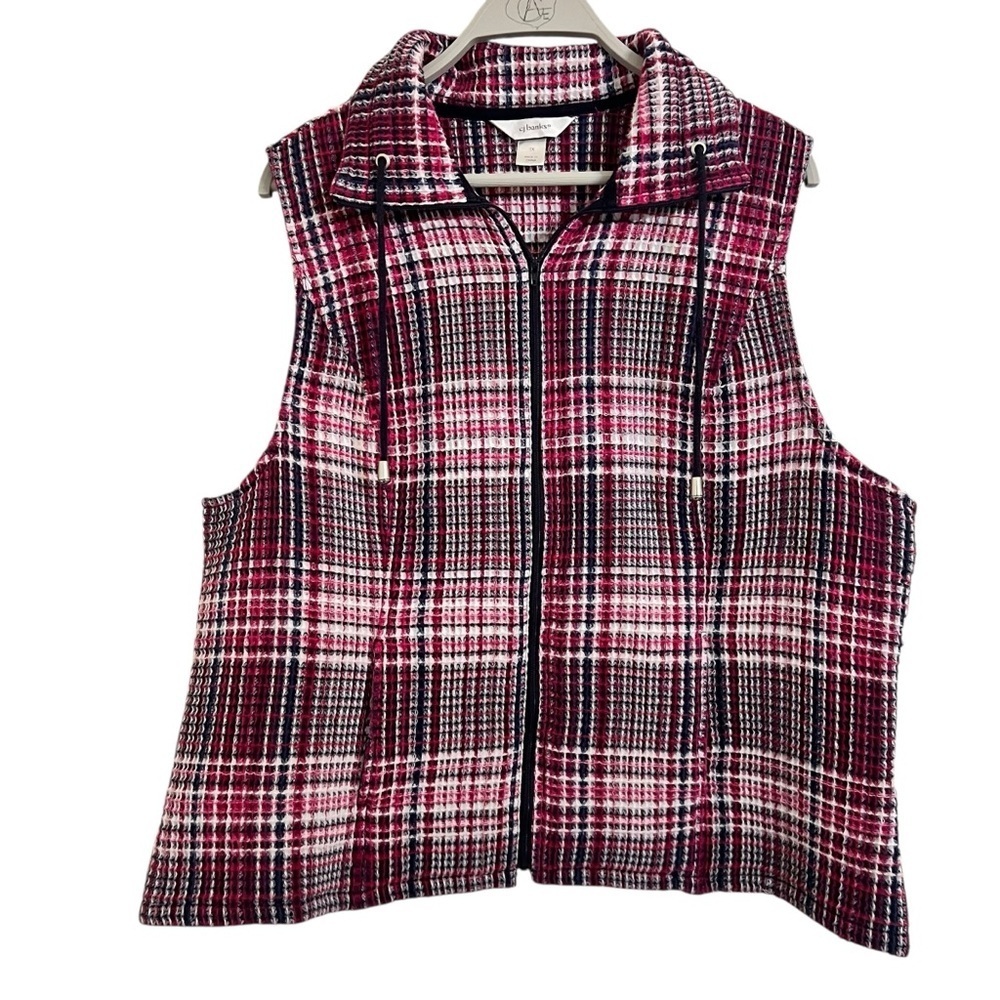 CJ banks Plaid vest - red pink and navy 1x casual outdoor